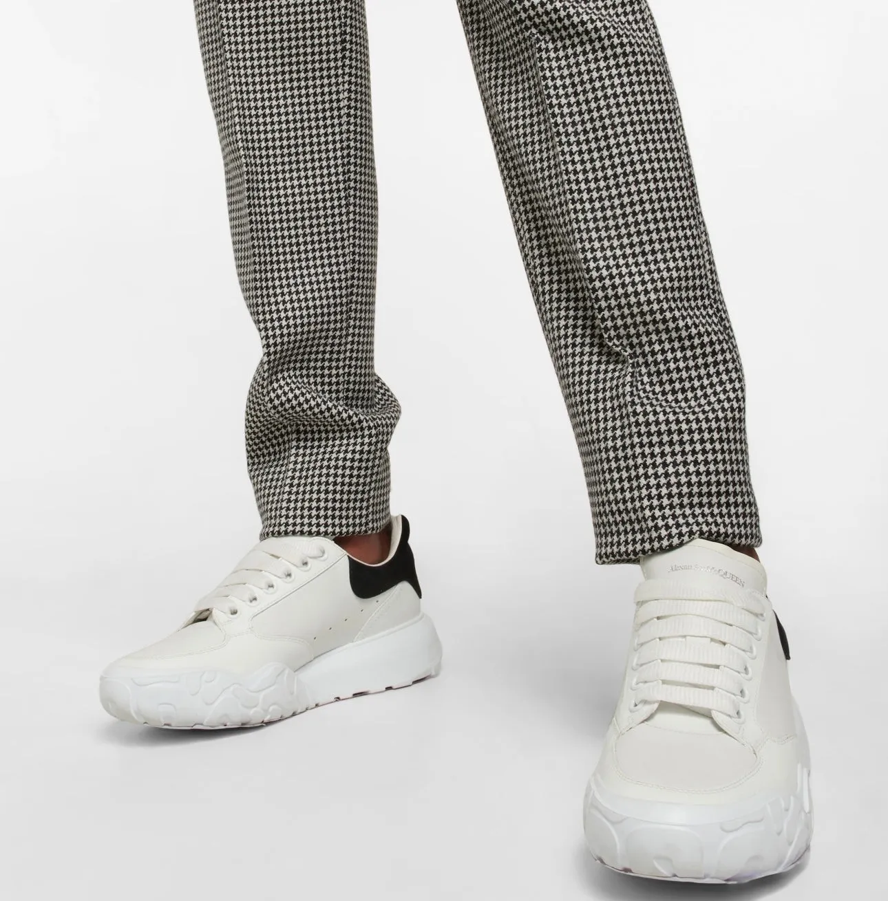 ALEXANDER MCQUEEN
Court leather sneakers