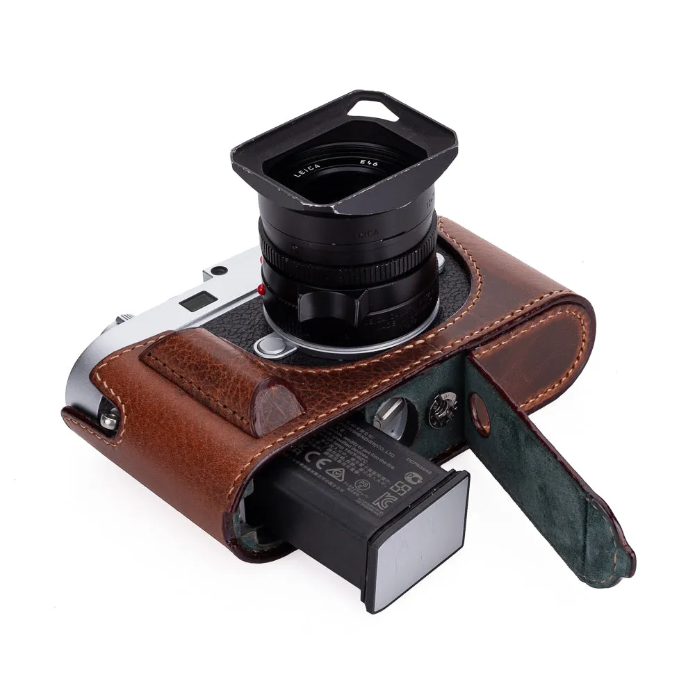 Arte di Mano Aventino Half Case with Advanced Battery Door for Leica M11 - Rally Volpe