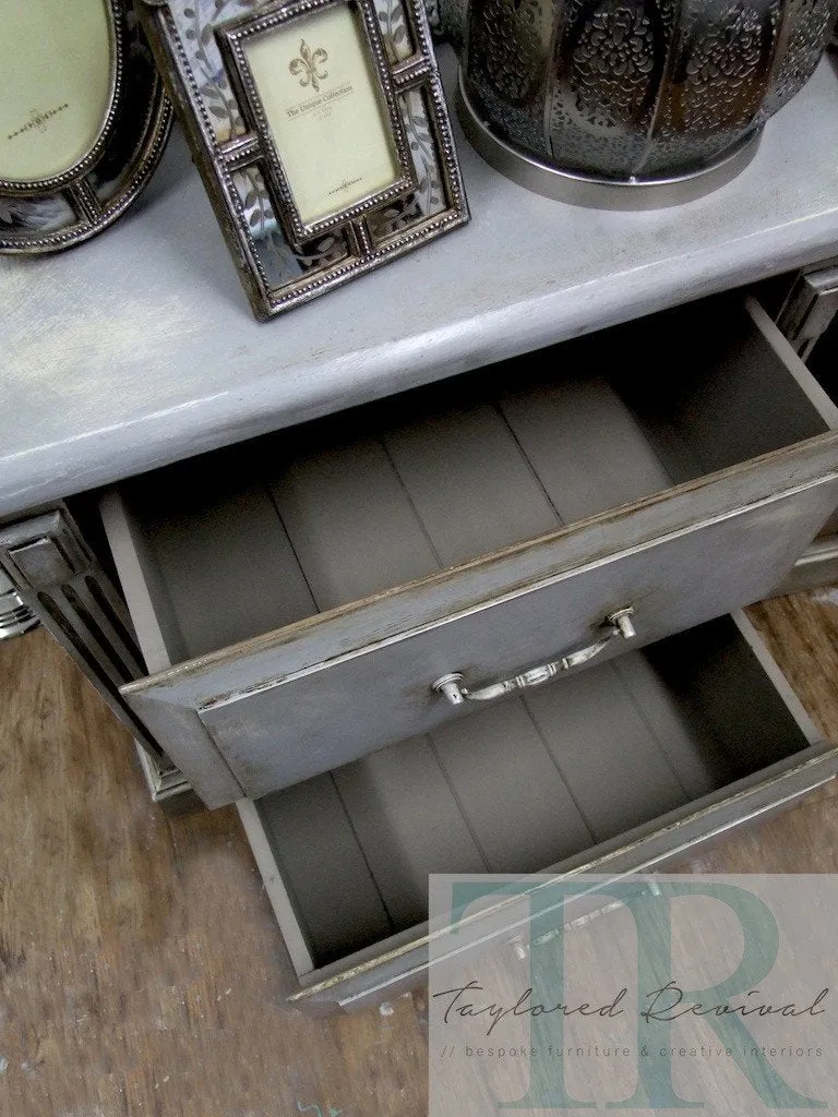 Atlas & Vera : Two colour distressed bedside tables