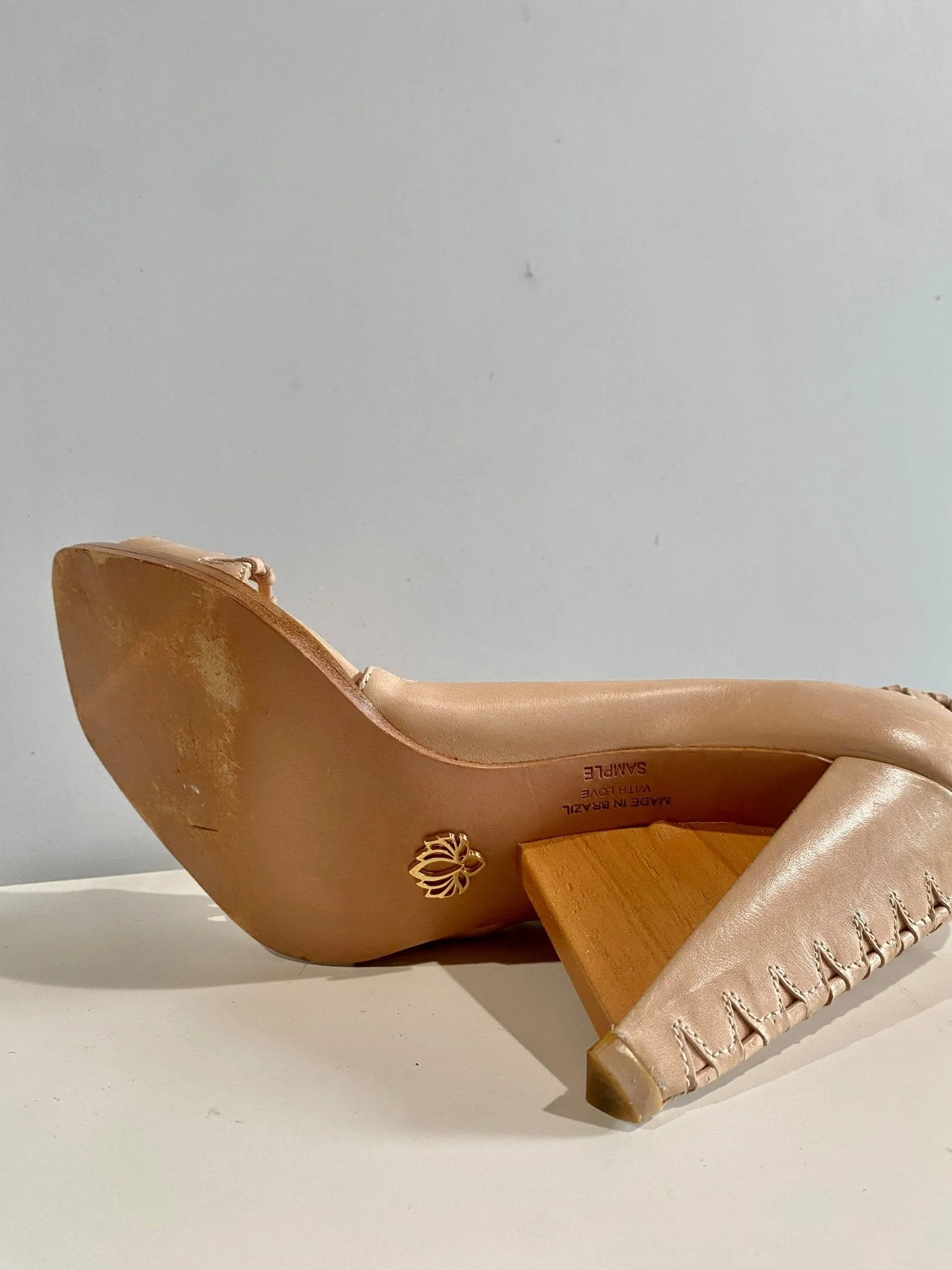 AVERY - BLUSH SAMPLE 8.5/9