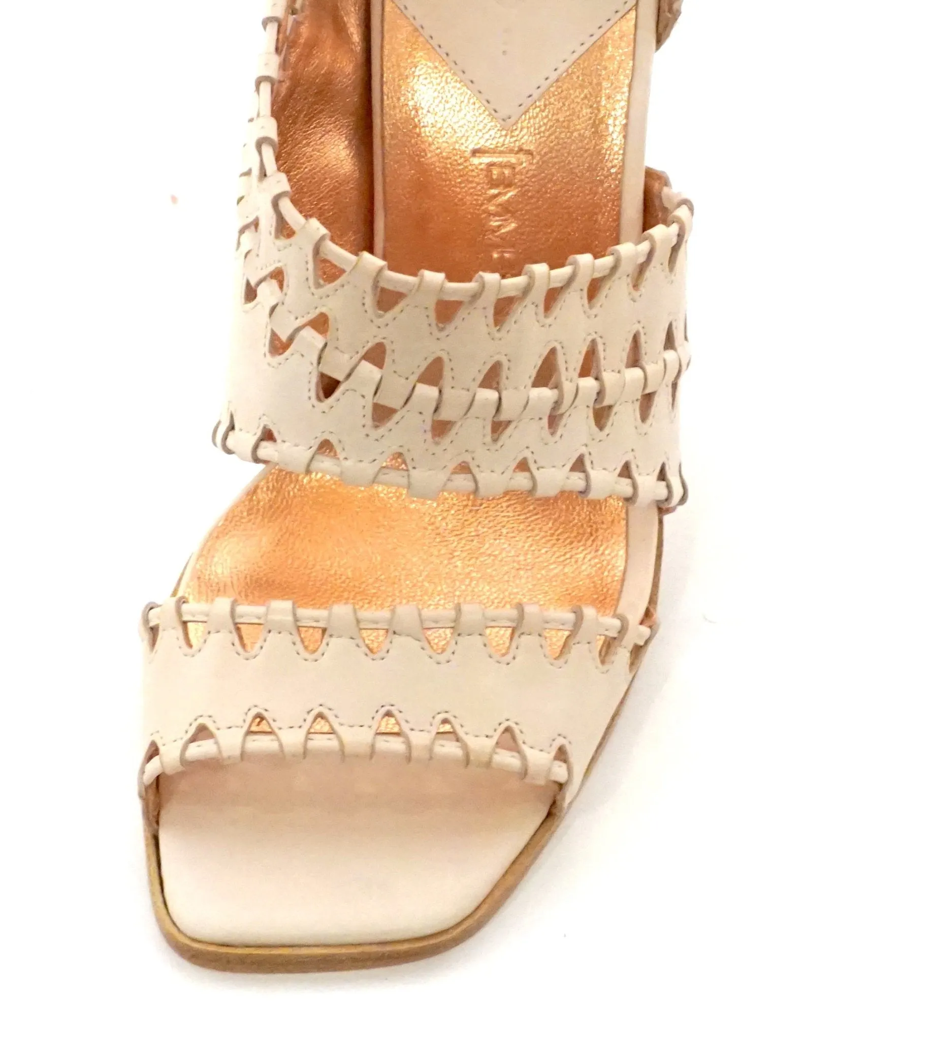 AVERY - IVORY SAMPLE 5.5/6