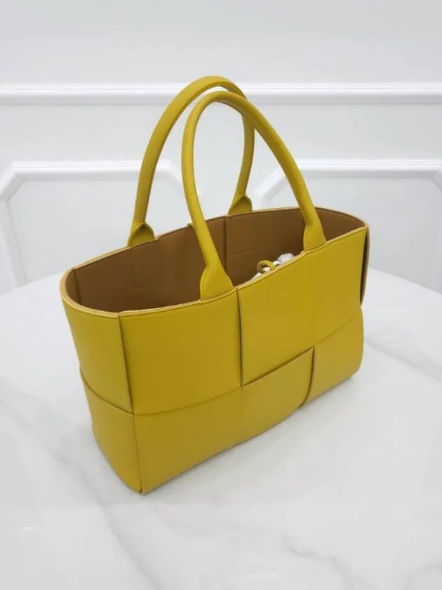 Bottega Veneta Bottega Veneta Intrecciato Arco Tote Bag Small 652867