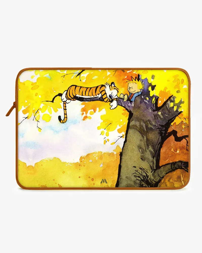 Calvin Hobbes Idyllic Life MacBook / Laptop-Sleeve