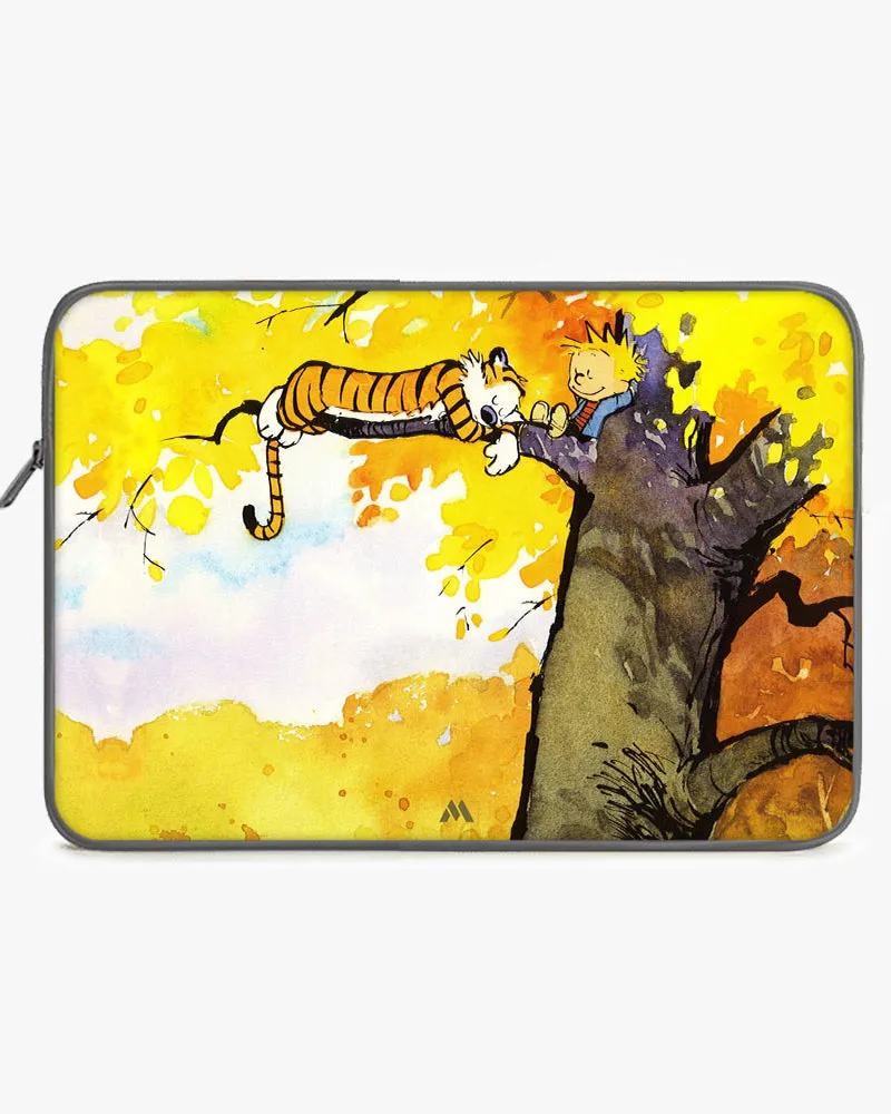 Calvin Hobbes Idyllic Life MacBook / Laptop-Sleeve