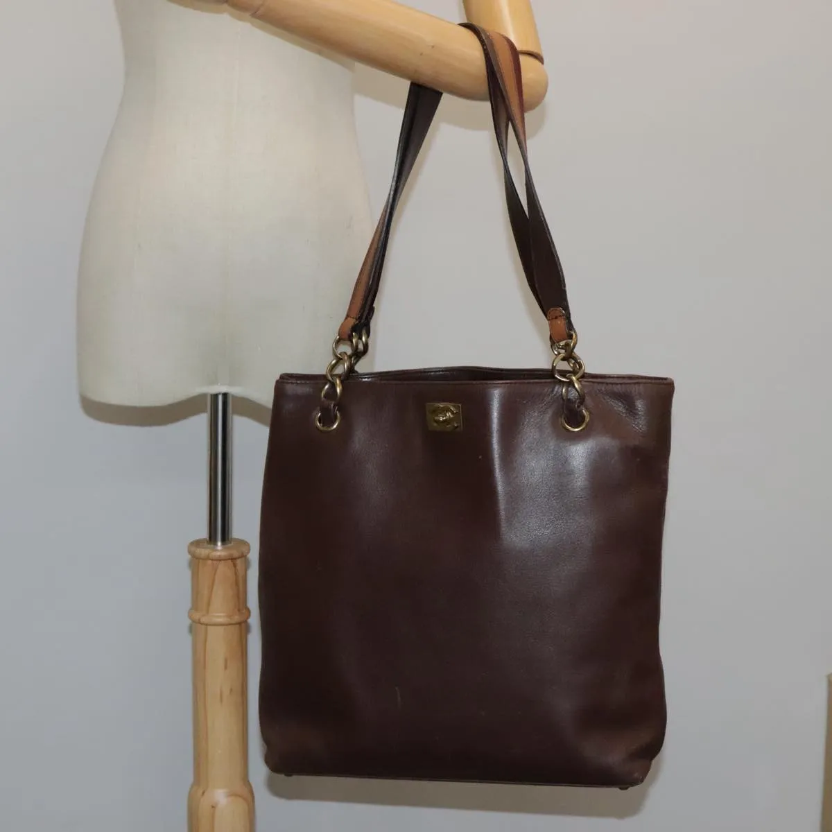 CHANEL Chain Tote Bag Leather Brown CC bs18700