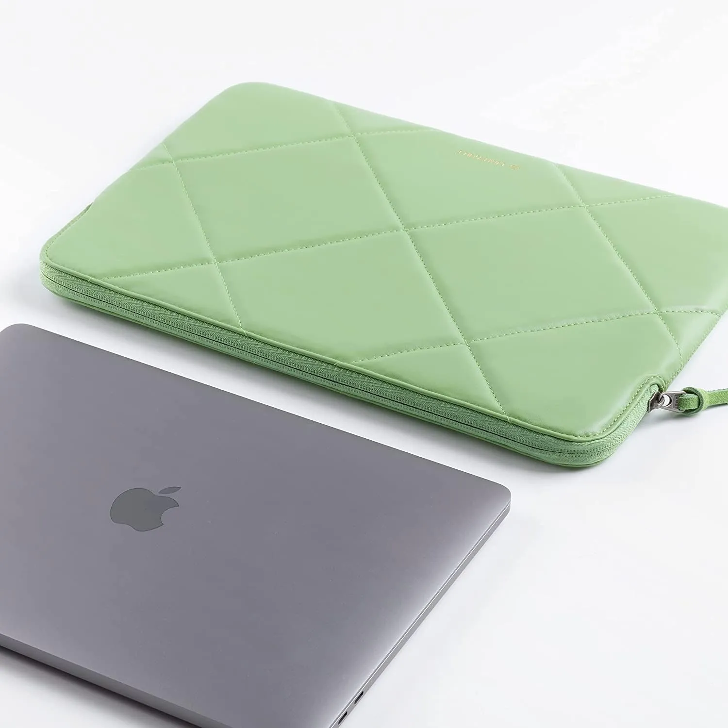 Comfyable Cute Tablet Sleeve Compatible with iPad Air 13 inch M3 2025, iPad Pro 13" M4 2024, 12.9" M2 M1 2022 & Magic Keyboard with Pencil Holder - Quilted PU Leather Bag Carrying Case