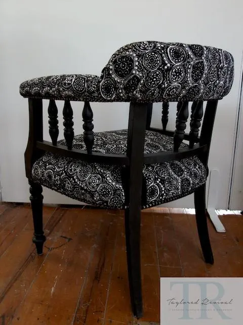 commissioned captains chair