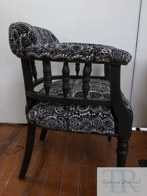 commissioned captains chair