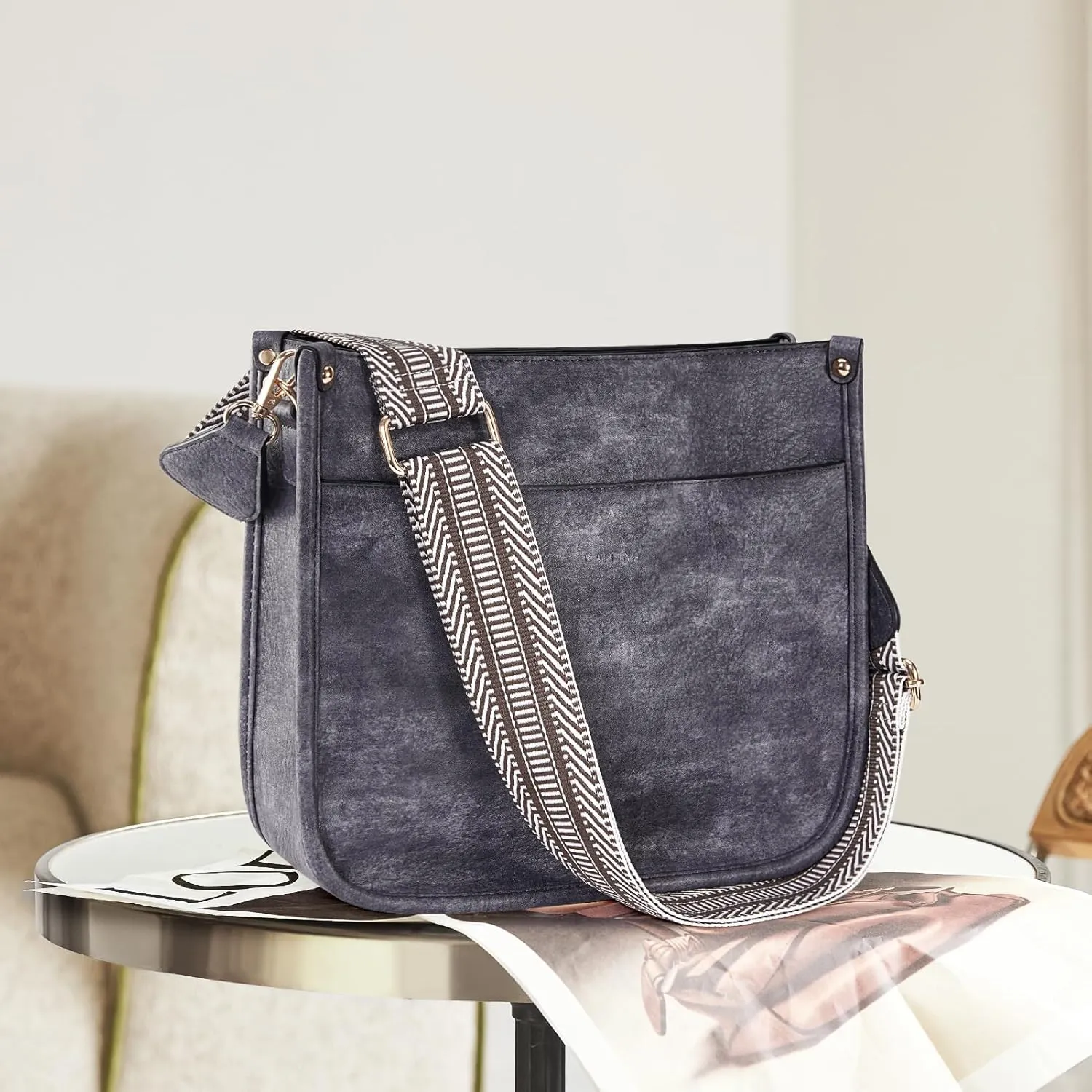 Crossbody Bag Women Vegan Leather Hobo Handbag Trendy Crossbody Shoulder Bag Purses For Women with 2 Adjustable Strap
