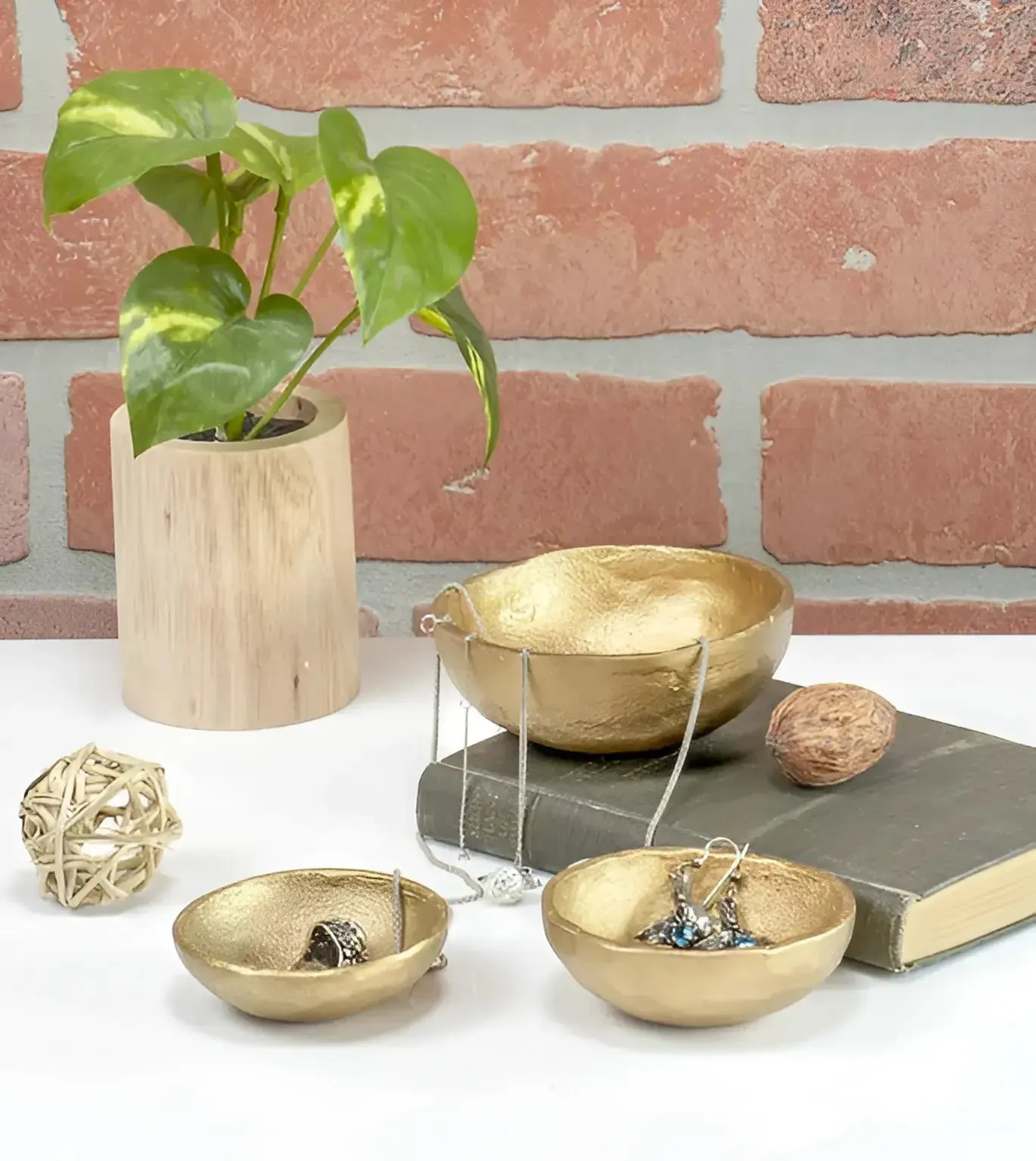 DECORATIVE CAST ALUMINUM BOWLS