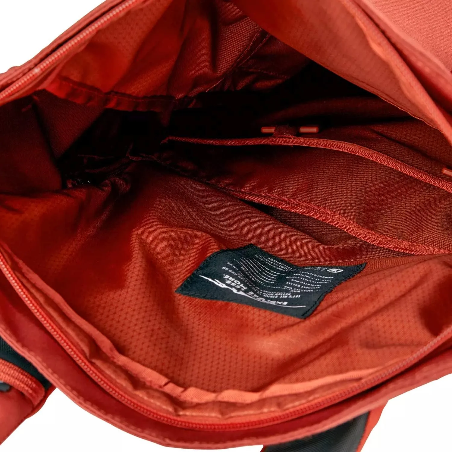 eagle creek Explore Tote Bag for Travel - 100% Weather-Resistant Recycled Polyester with Interior Organization Pockets