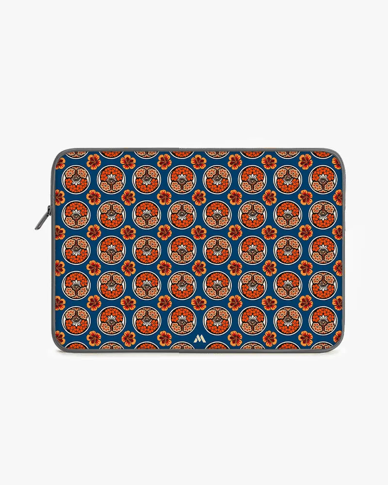 East-Indian Cherries [Julie de Graag] MacBook / Laptop-Sleeve
