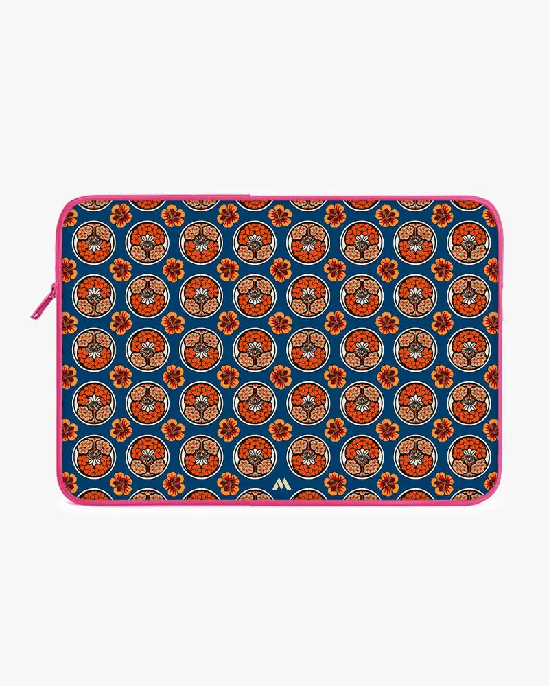 East-Indian Cherries [Julie de Graag] MacBook / Laptop-Sleeve