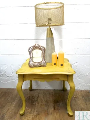 Elda - Light mustard rustic side table