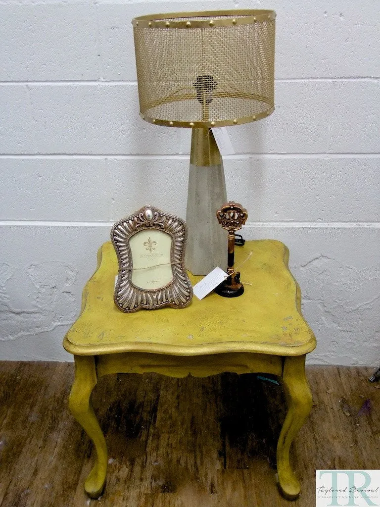 Elda - Light mustard rustic side table