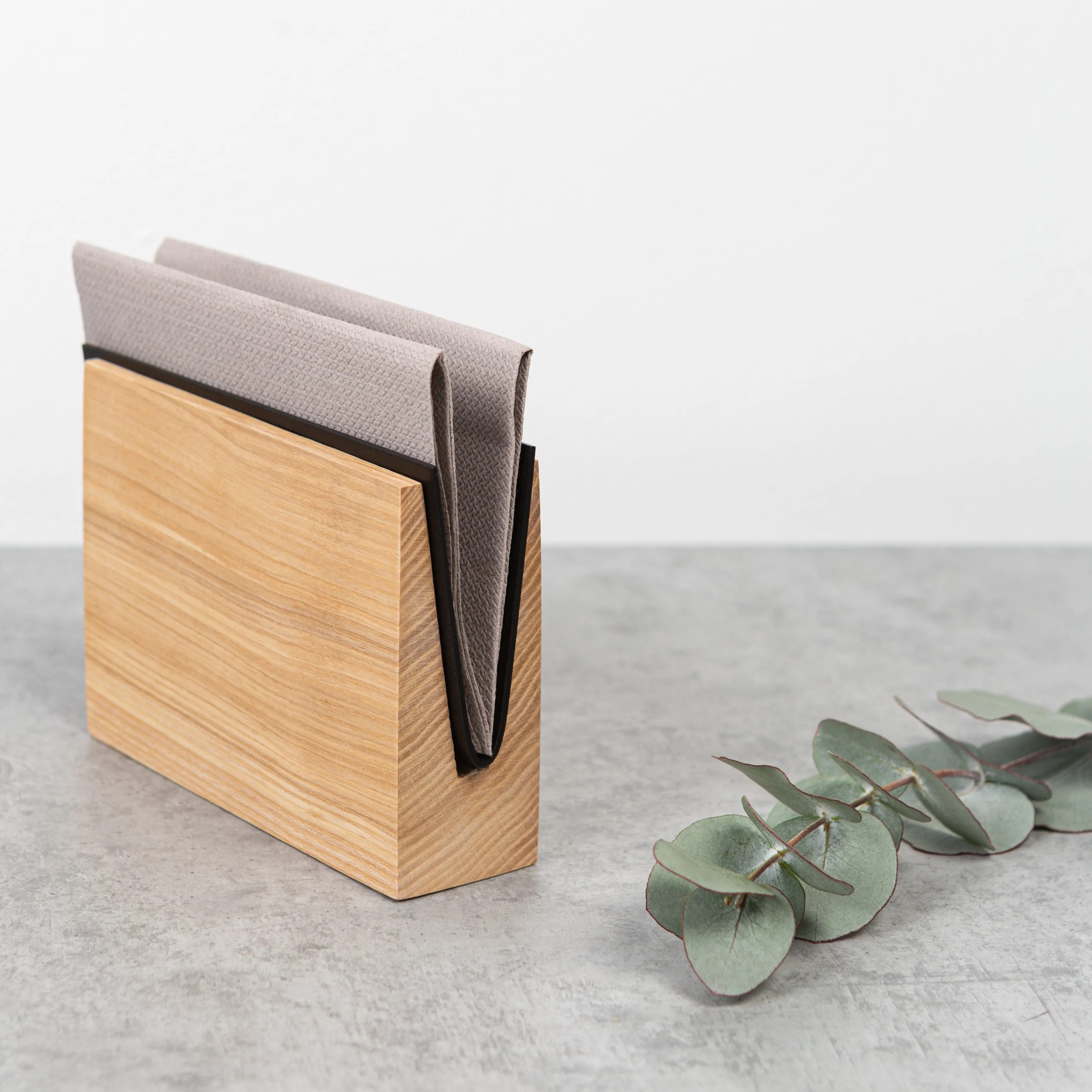 ENVELOPE Wooden napkin holder
