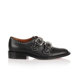 GIVENCHY
Black leather studded flat