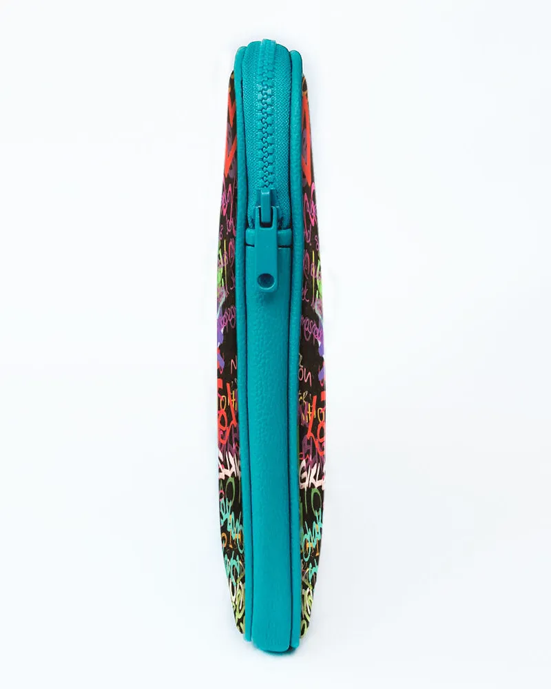 Graffiti-Walled MacBook / Laptop-Sleeve