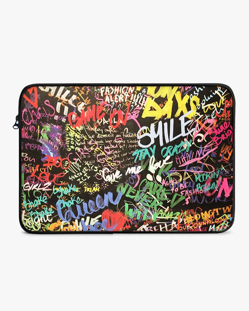 Graffiti-Walled MacBook / Laptop-Sleeve