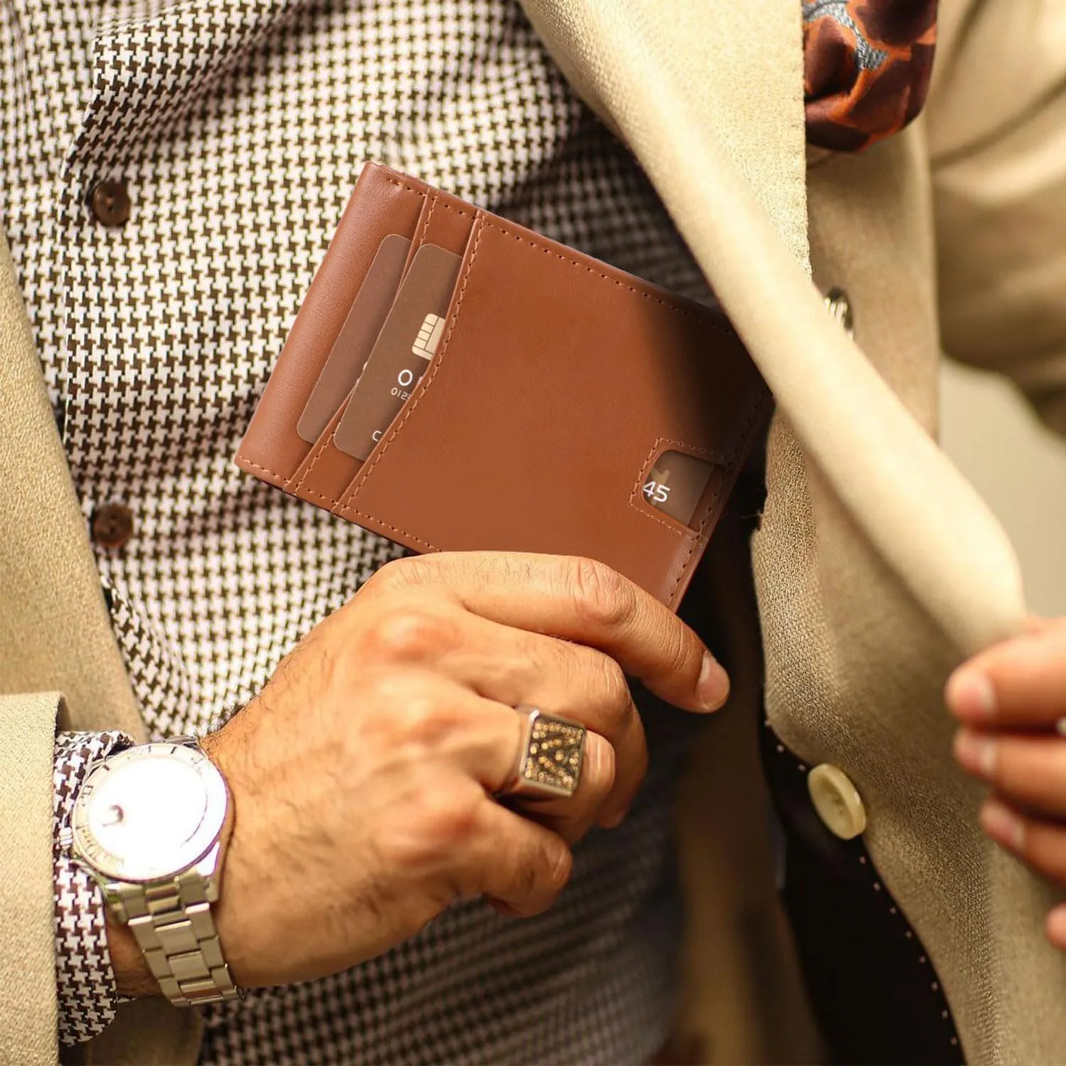 GSG Mens Slim Bifold Wallet, Genuine Leather Wallet, RFID Blocking Wallet With 1 ID Window 10 Cards Holders Mens Front Pocket Wallet With Gift Box, Brown