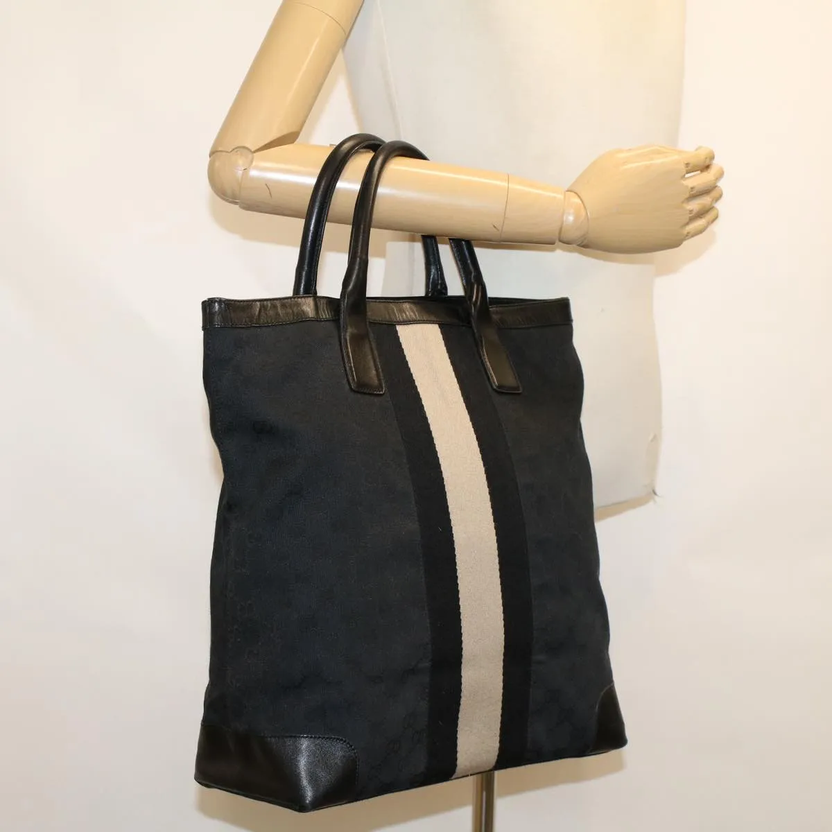GUCCI GG Canvas Sherry Line Tote Bag Black White 002 1093 3444 th3756
