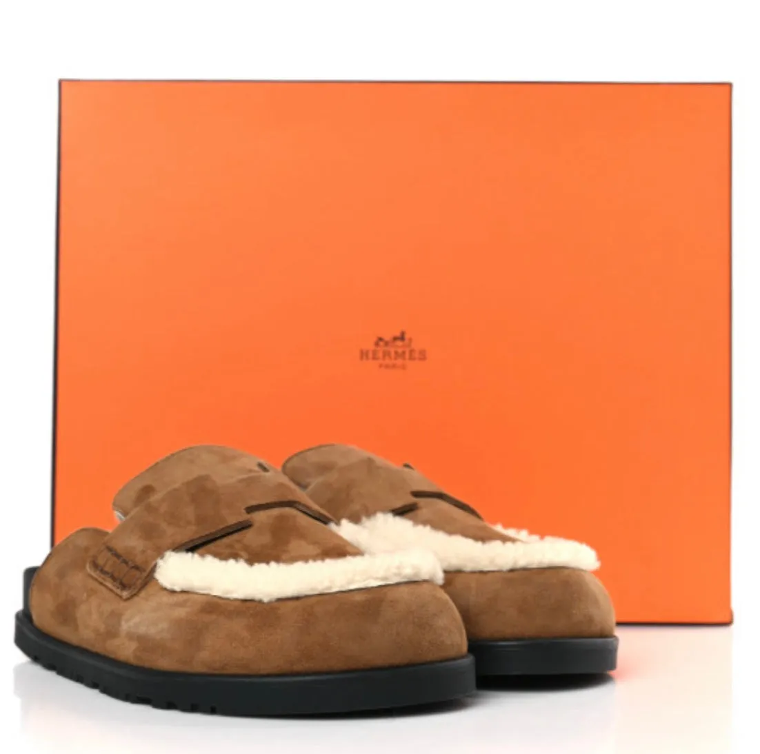 HERMES 
Suede Goatskin Shearling Go Mules 35 Brun Frume Ecru