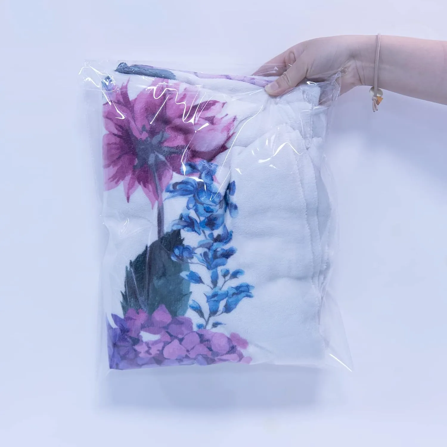 iMailer - 200 Count - 12" x 15" Self Seal Clear Cellophane Bags- Resealable Plastic Poly Cello Bags for Clothing, T-Shirts, Pants
