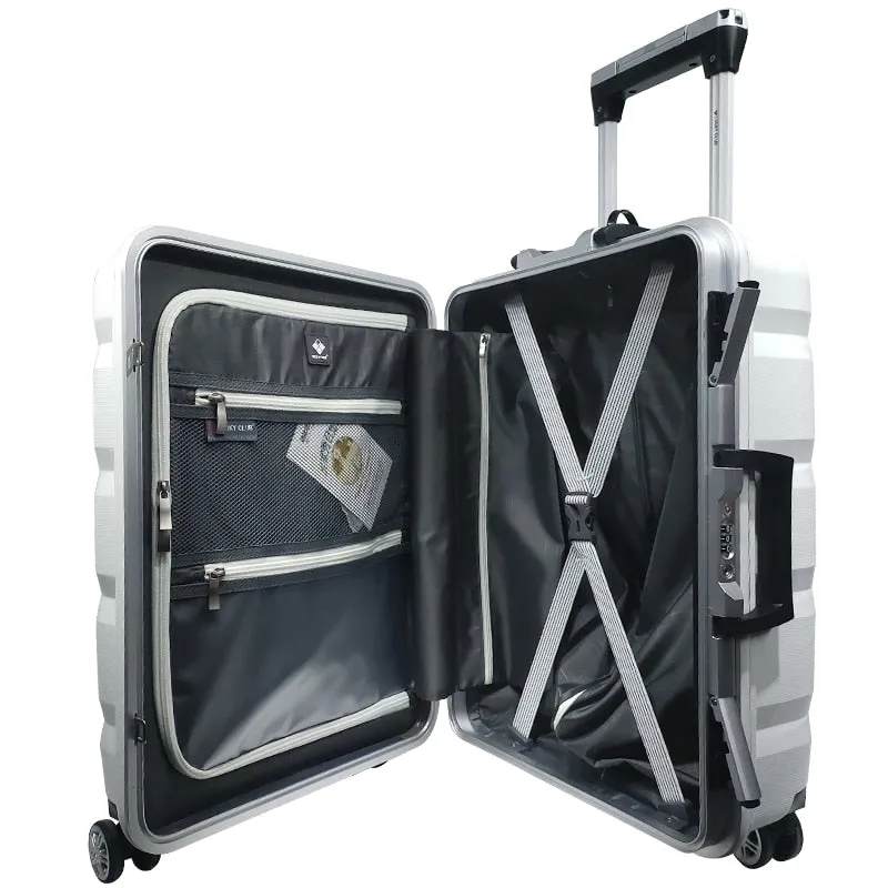 International Hard Shell Carry-On Spinner Case 20 inches, USB Power Plug