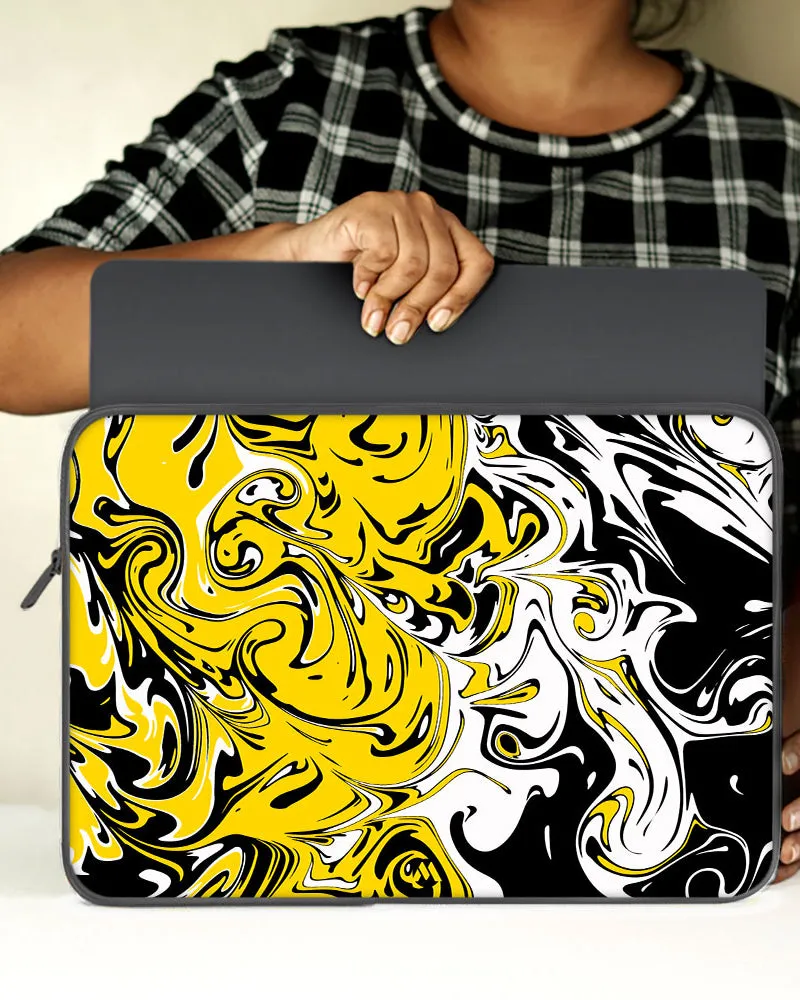 Liquid Marble Swirls MacBook / Laptop-Sleeve