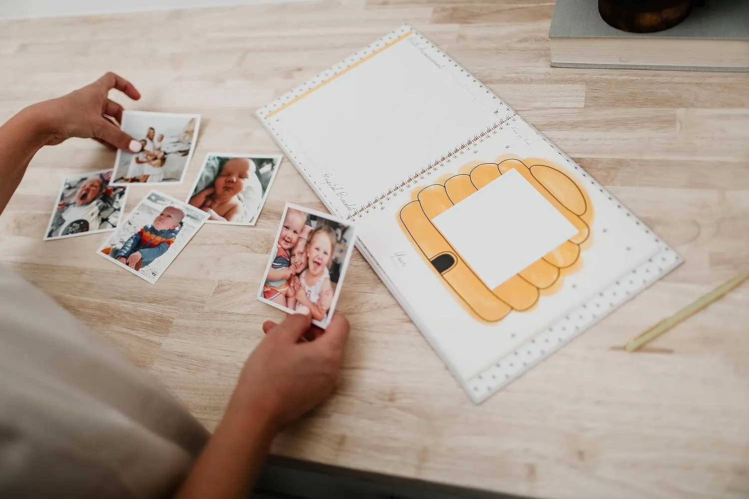 Lucy Darling Baby Memory Book, Luxury Baby First Year Book & Photo Album for Baby Boy/Girl, Keepsake Baby Books & Journals, Gender Neutral Memories & Milestone Book, Pregnancy Gift - Honey Bee