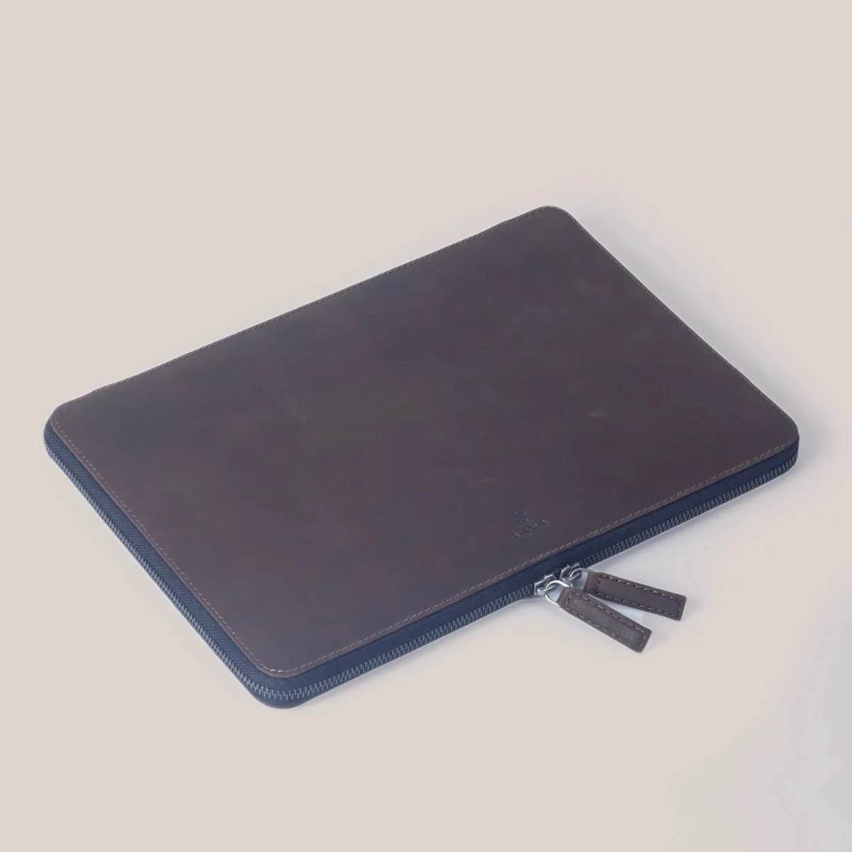 Microsoft Surface Zippered Laptop Case - Cognac