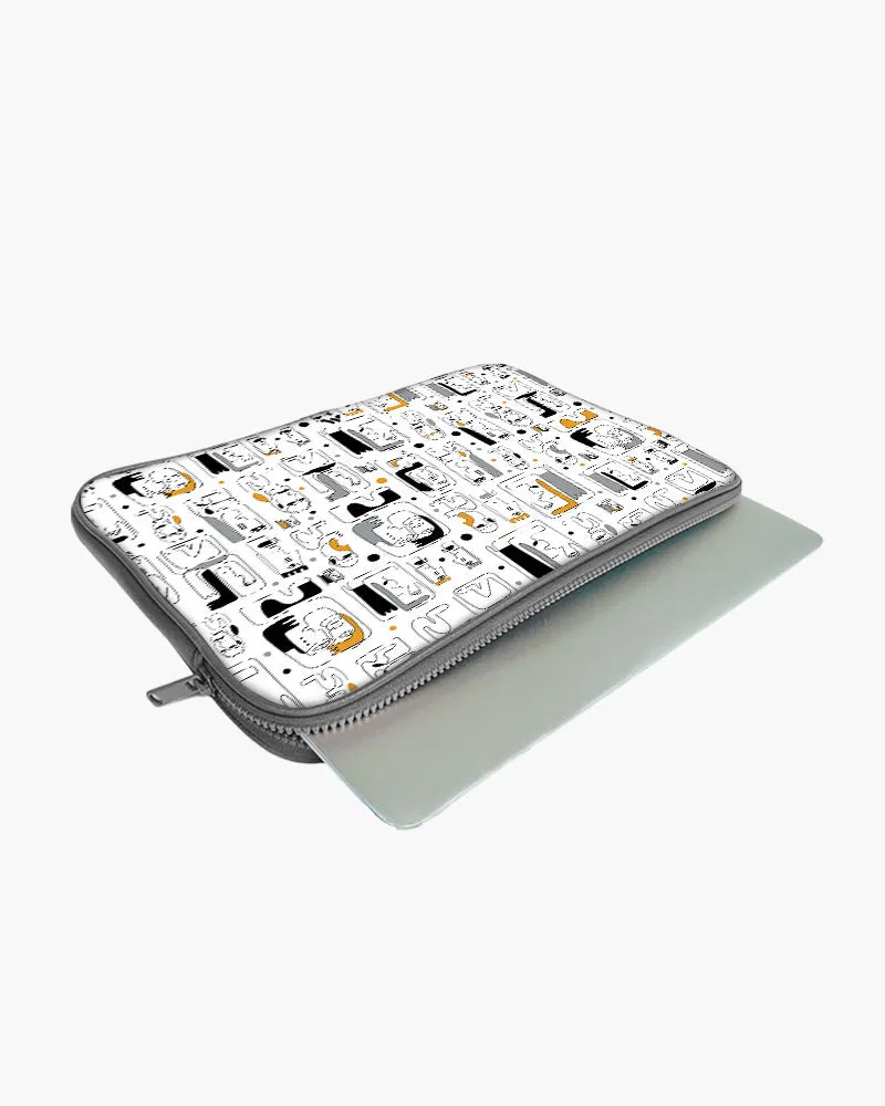 Minimalist Faces MacBook / Laptop-Sleeve