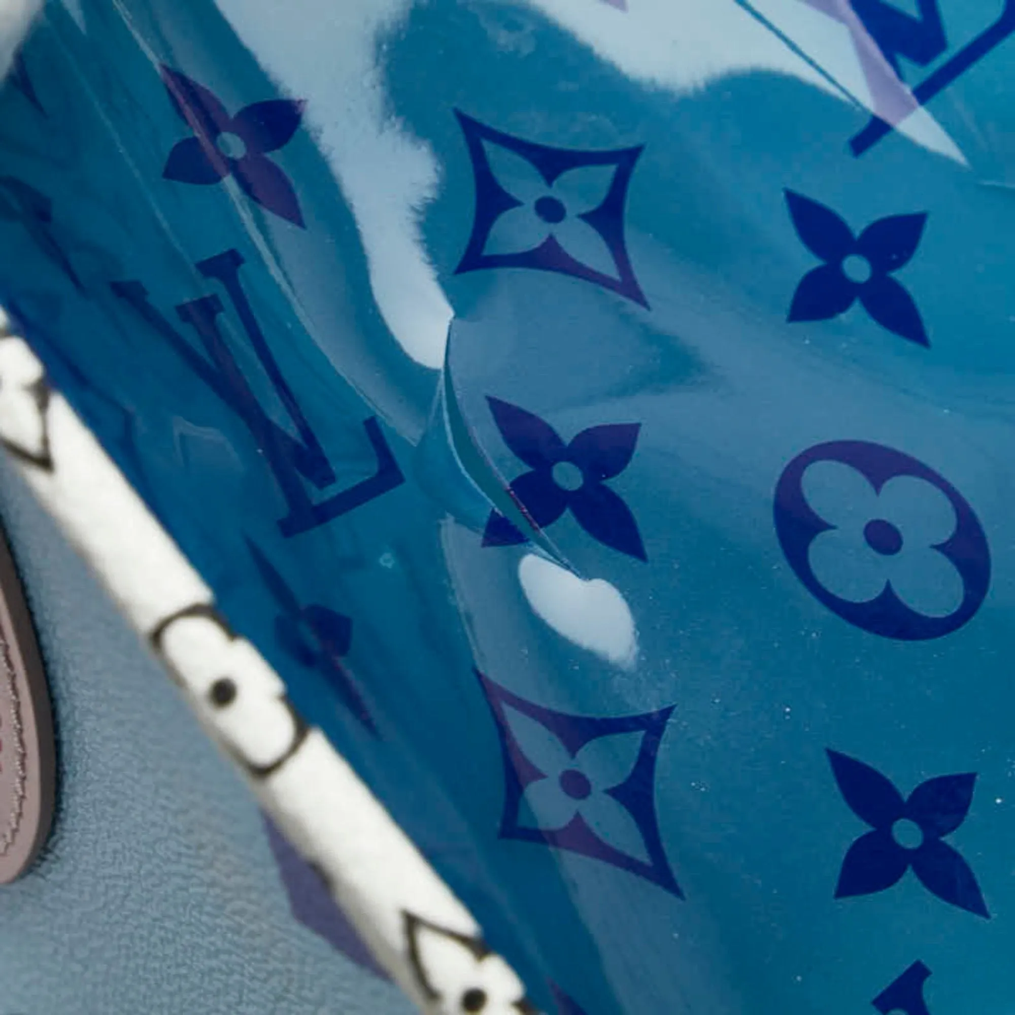 On The Go Tote Bag Okinawa