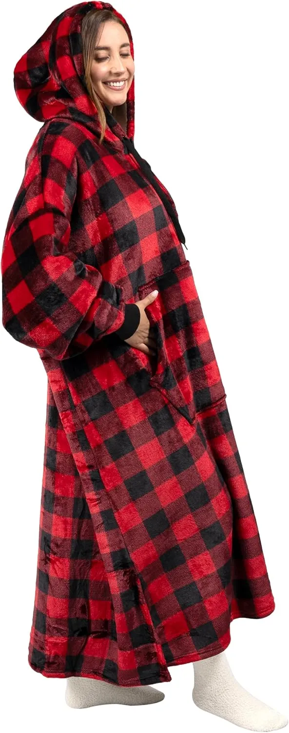 PAVILIA Blanket Hoodie for Women Red, Sherpa Wearable Blanket Men, Cozy Oversized Sweatshirt Blanket, Warm Fleece Hooded Blanket Sweater with Sleeves and Giant Pocket, Adult Long, Checker Red