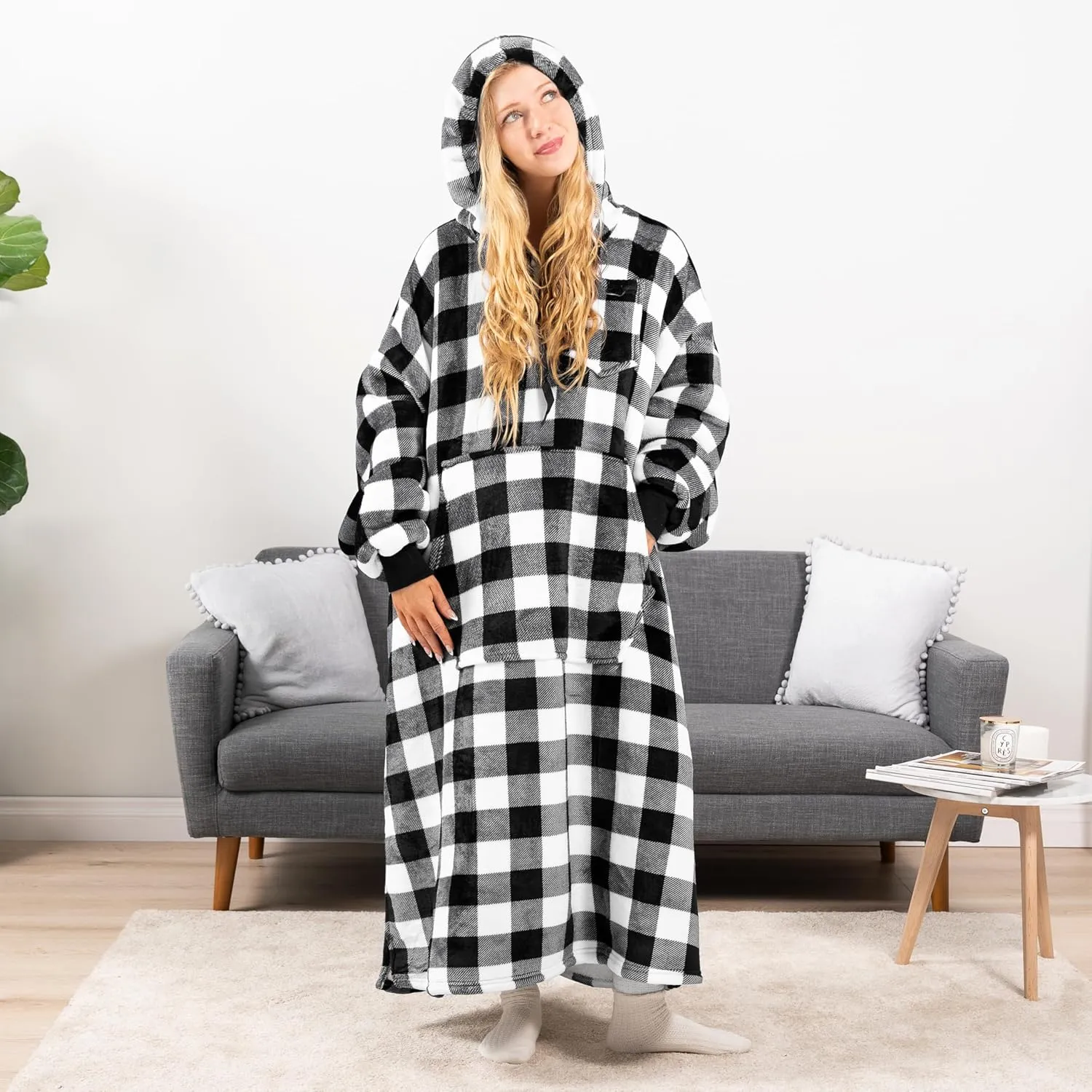 PAVILIA Blanket Hoodie for Women White, Sherpa Wearable Blanket Men, Cozy Oversized Sweatshirt Blanket, Warm Fleece Hooded Blanket Sweater with Sleeves and Giant Pocket, Adult Long, Checker White