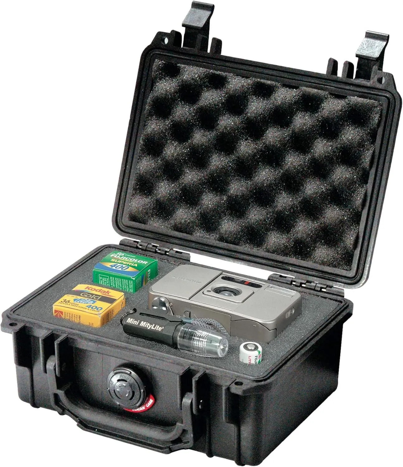 Pelican 1120 Case With Foam (Desert Tan)