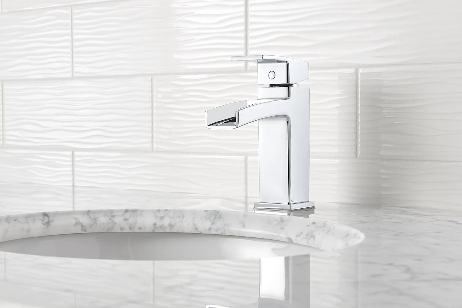 Pfister LG42-DF0C LG42DF0C Kenzo Single Control 4" Centerset Bathroom Faucet in Polished Chrome
