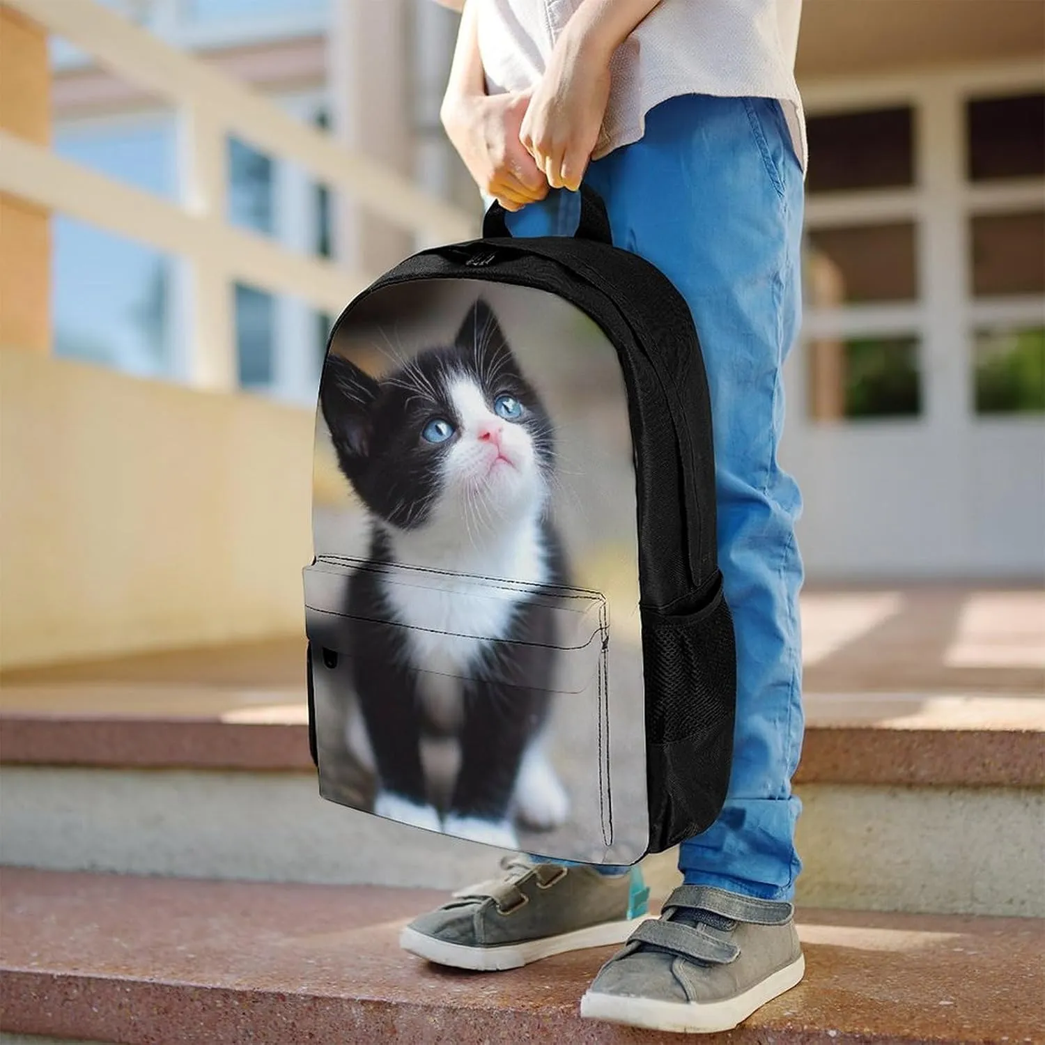 Polyester Daypack Backpack for Trekking Picnic Walking Cycling - Large Capacity Anti-Theft Multipurpose Shoulder Bag, Black And White Cute Black Cat Casual Daypack