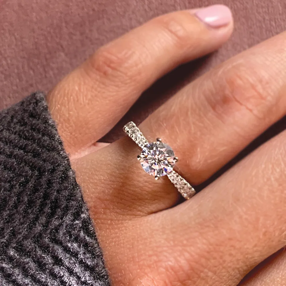 Round Diamond Engagement Ring Setting in White Gold