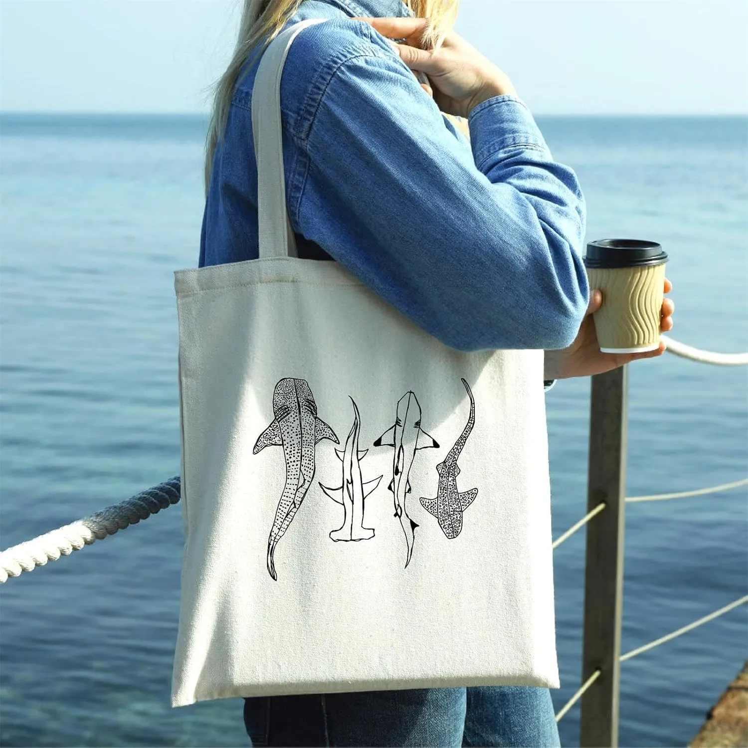Shark Tote Bag Ocean Animal Canvas Bag Cute Cotton Canvas Tote Bag for Women Gift Resuable Grocery Bag Shopping Beach Shoulder Bag