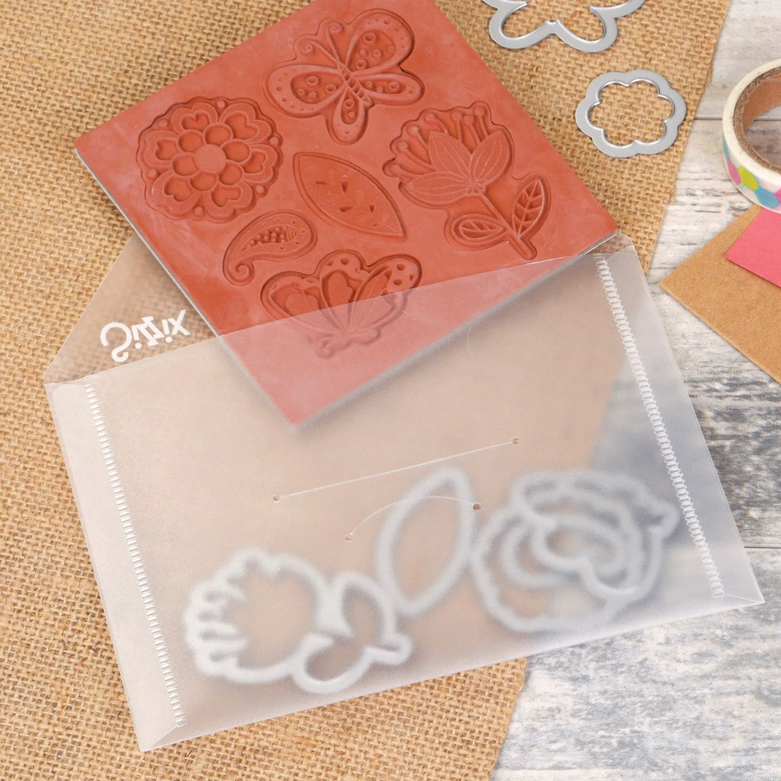 Sizzix Accessory - Plastic Envelopes, 6 1/4" x 9", 2 Pack