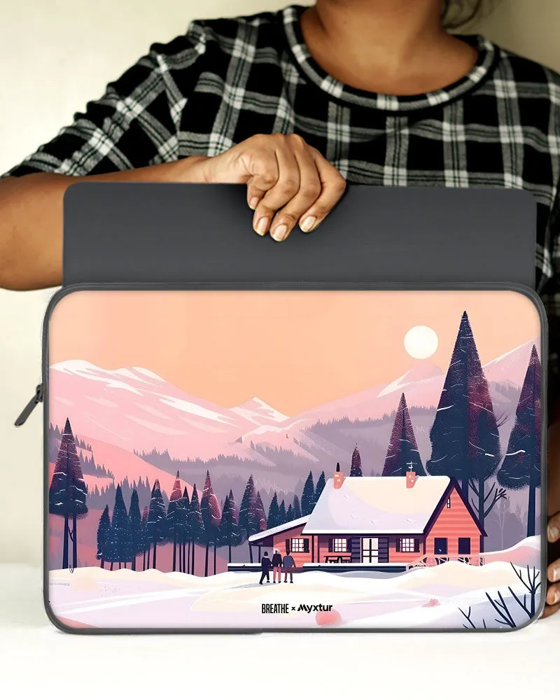 Swiss Ski Lodge [BREATHE] MacBook / Laptop Sleeve