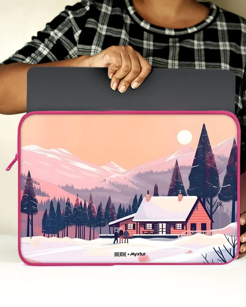 Swiss Ski Lodge [BREATHE] MacBook / Laptop Sleeve
