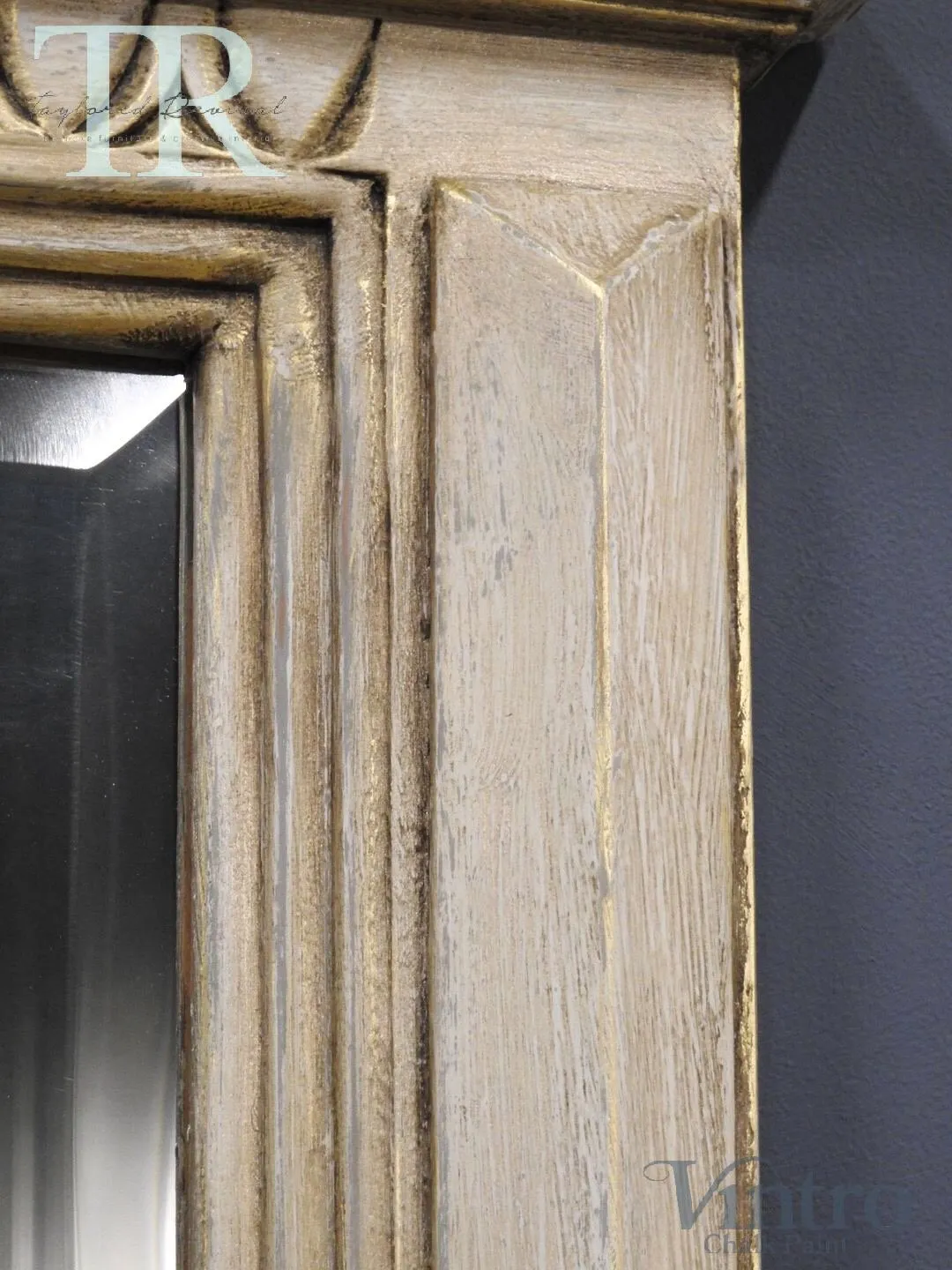 Talia: Freestanding solid wood french style mirror