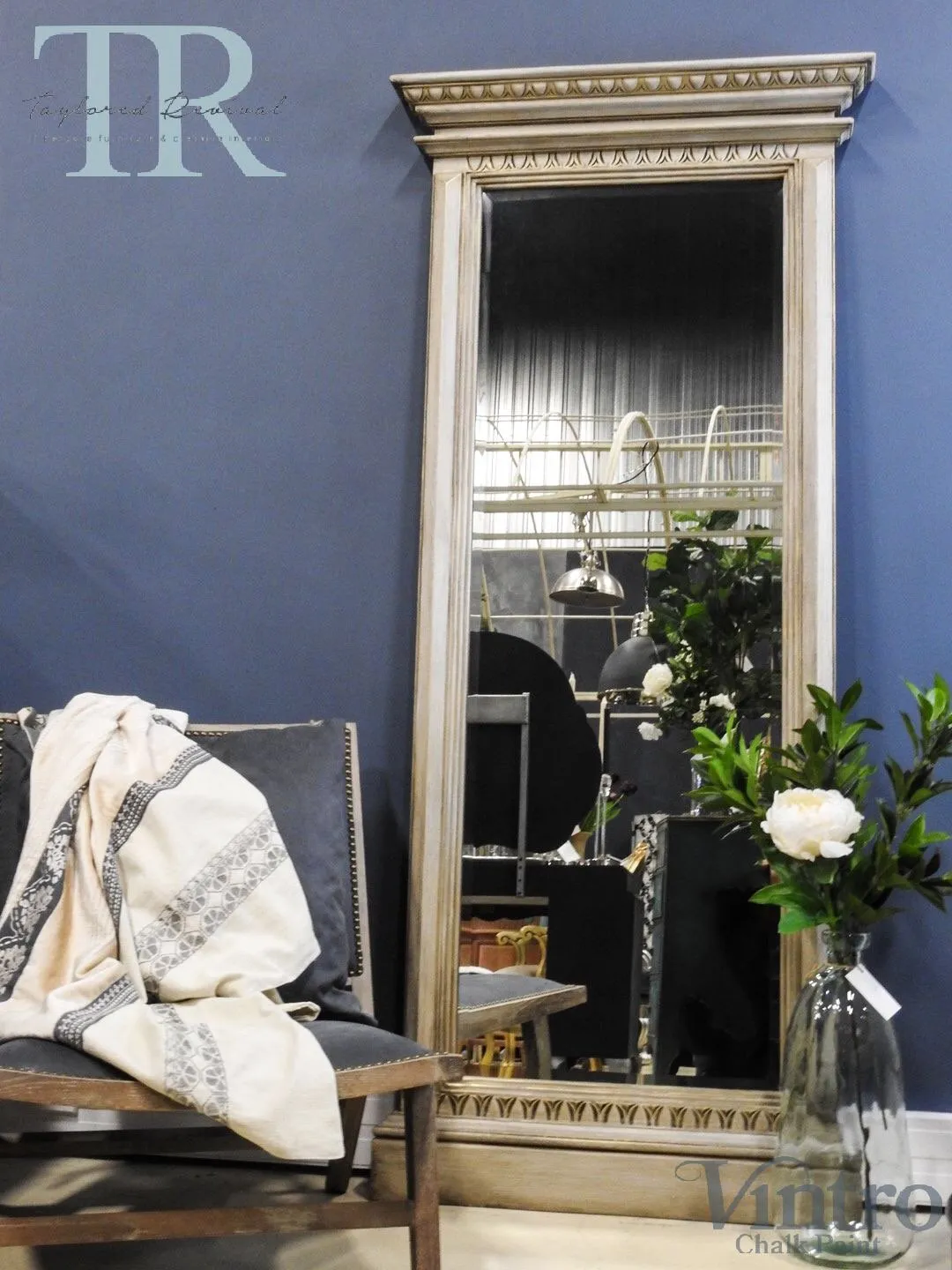 Talia: Freestanding solid wood french style mirror