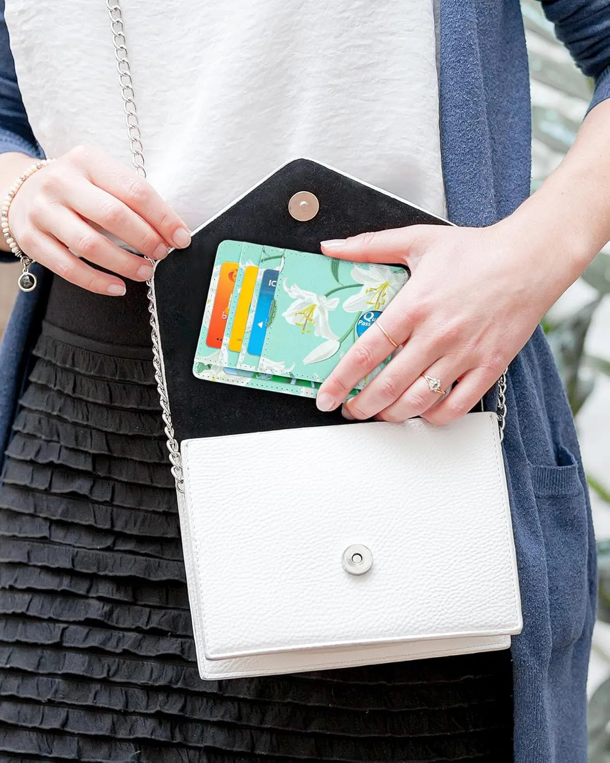 Teskyer Slim Wallet for Men, Minimalist Front Pocket RFID Blocking Leather Wallet Credit Card Holder for Men & Women
