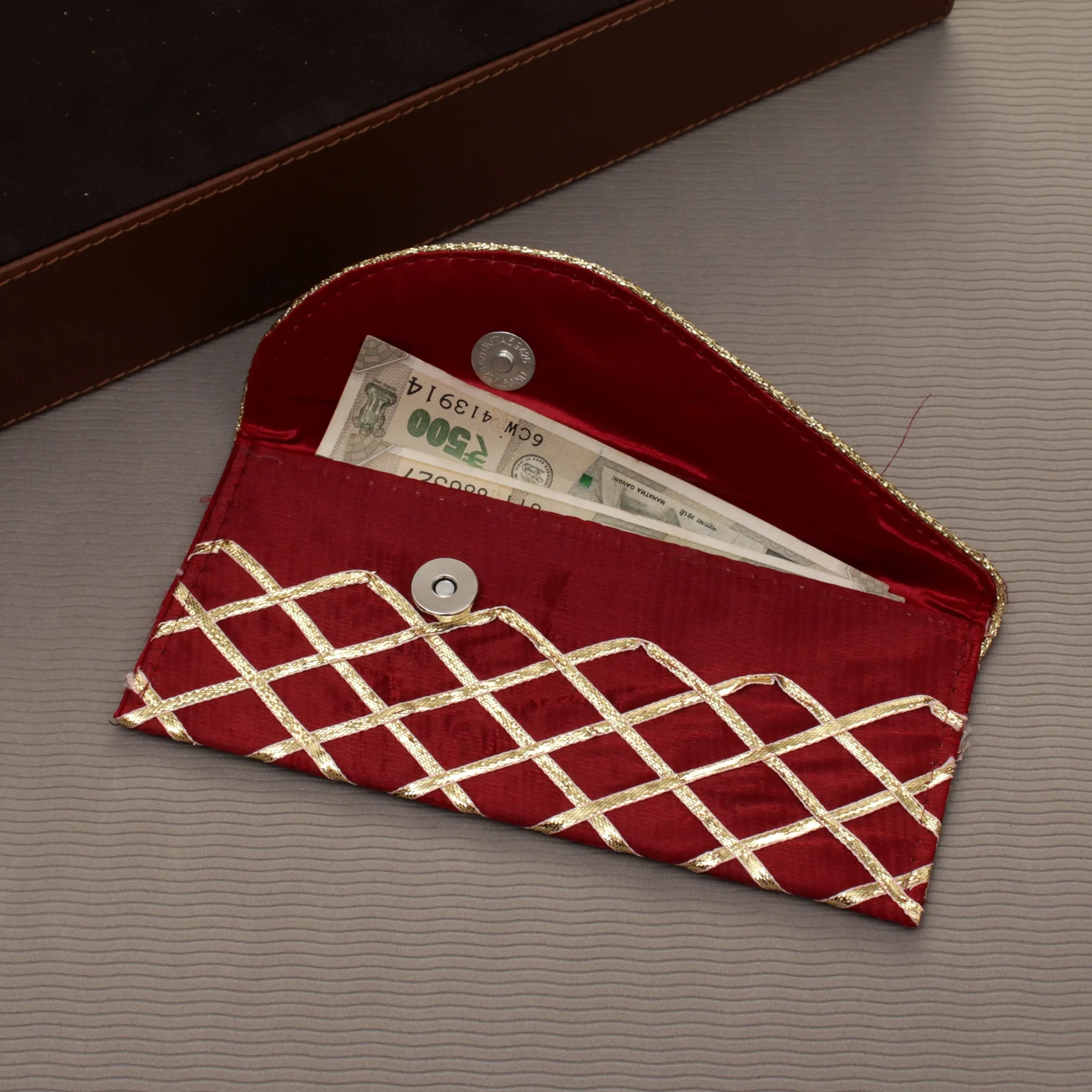 The Barfee Sagan Lifafa (Set of 4)