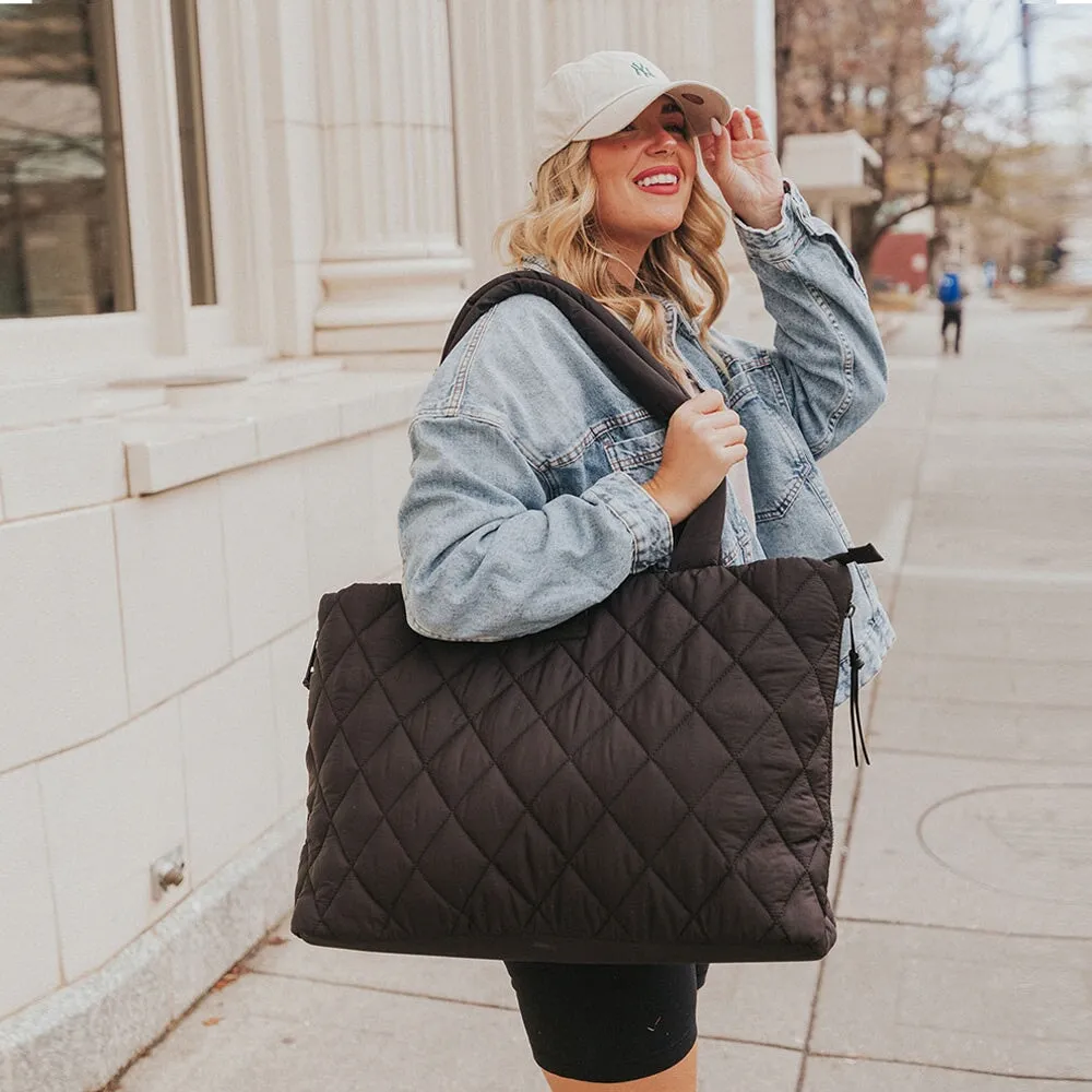 Tote It Black