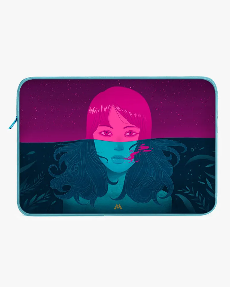 Under the Surface MacBook / Laptop-Sleeve