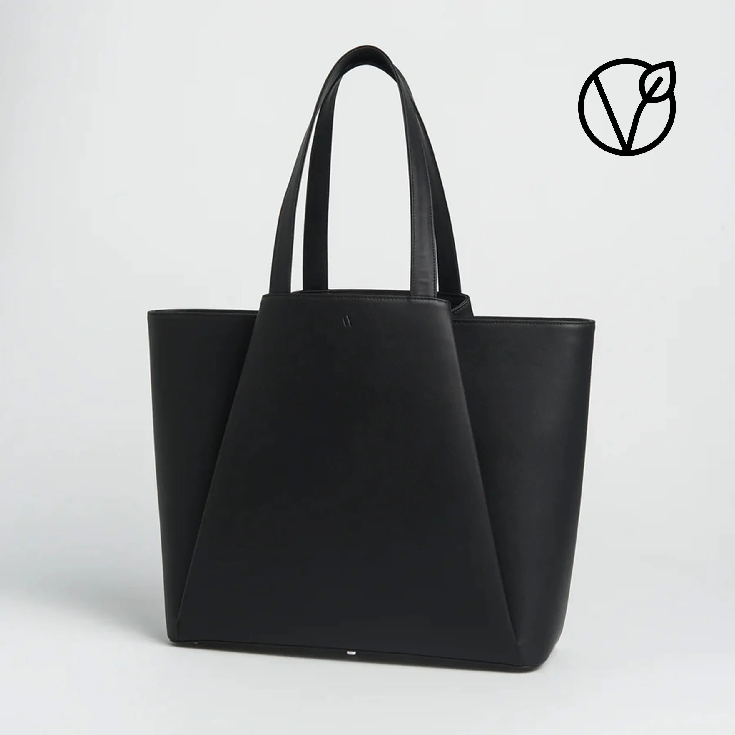 Vegan Pyramid - black
